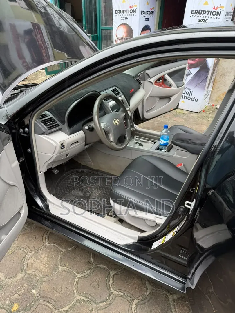 Toyota Camry 2011 Black
