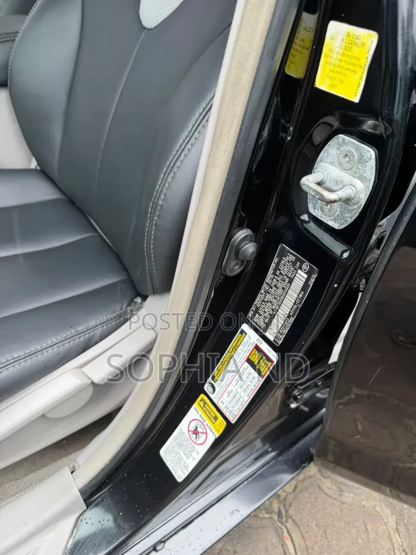 Toyota Camry 2011 Black
