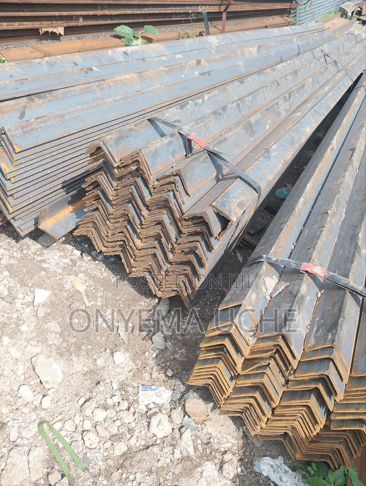 75 X 75 X 6Mm Angle Iron