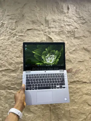 Laptop Dell Latitude 3310 2-in-1 8GB Intel Core i5 SSD 256GB