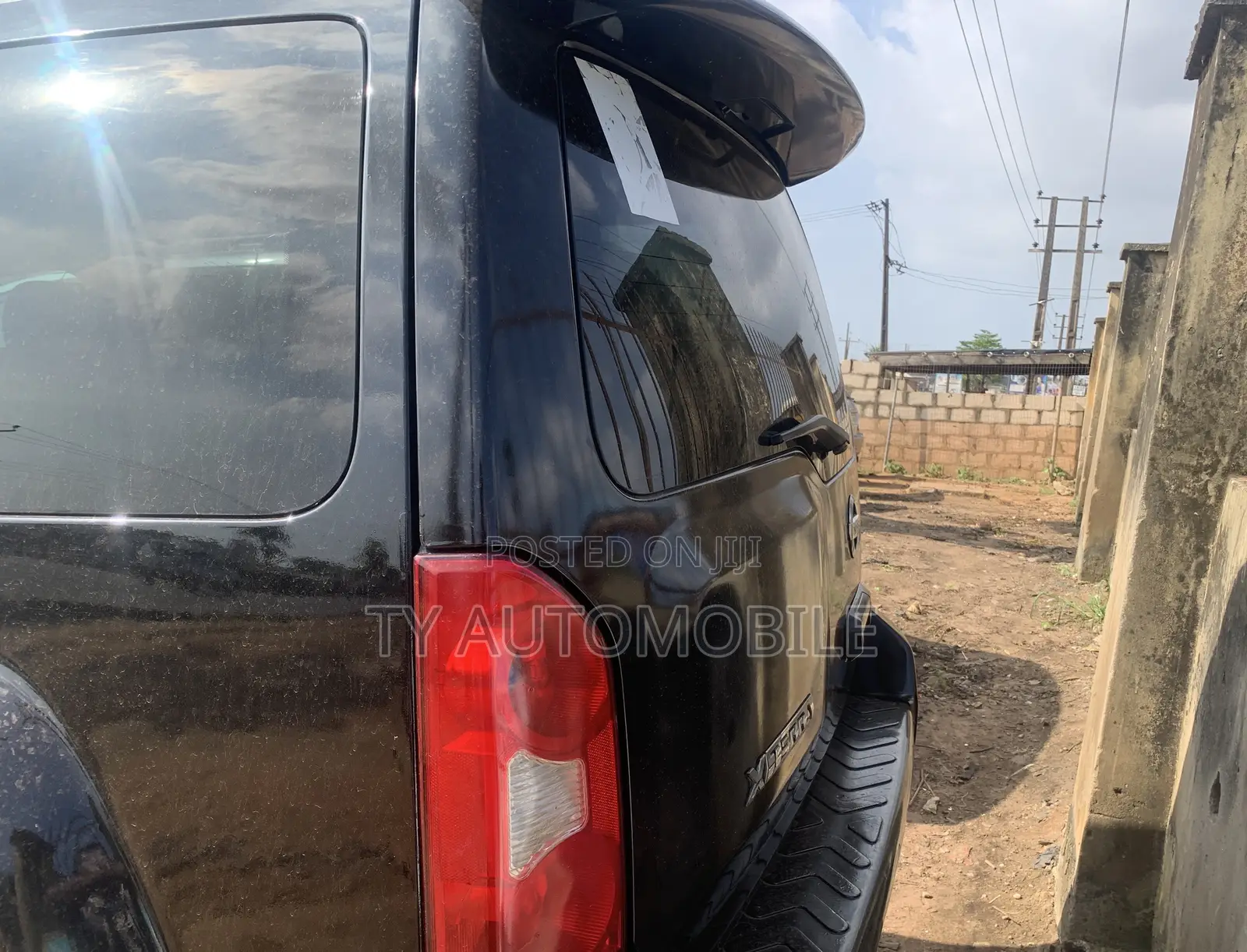 Nissan Pathfinder 2006 Black