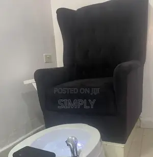 Single Sitter Arm Chair