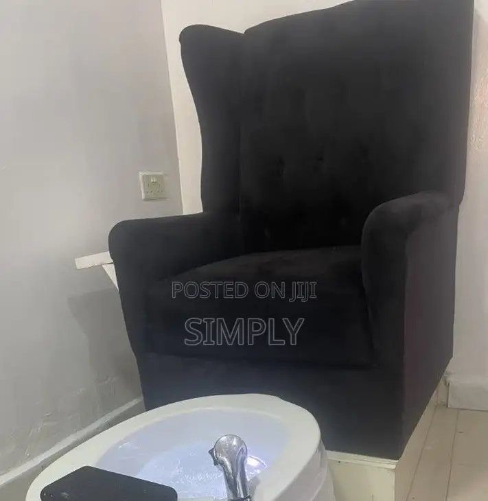 Single Sitter Arm Chair