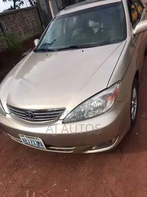 Toyota Camry LE 4dr Sedan (2.4L 4cyl 4A) 2004