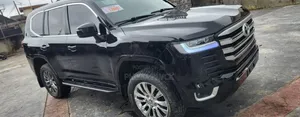 Toyota Land Cruiser 4.6 V8 AX 2009 Black
