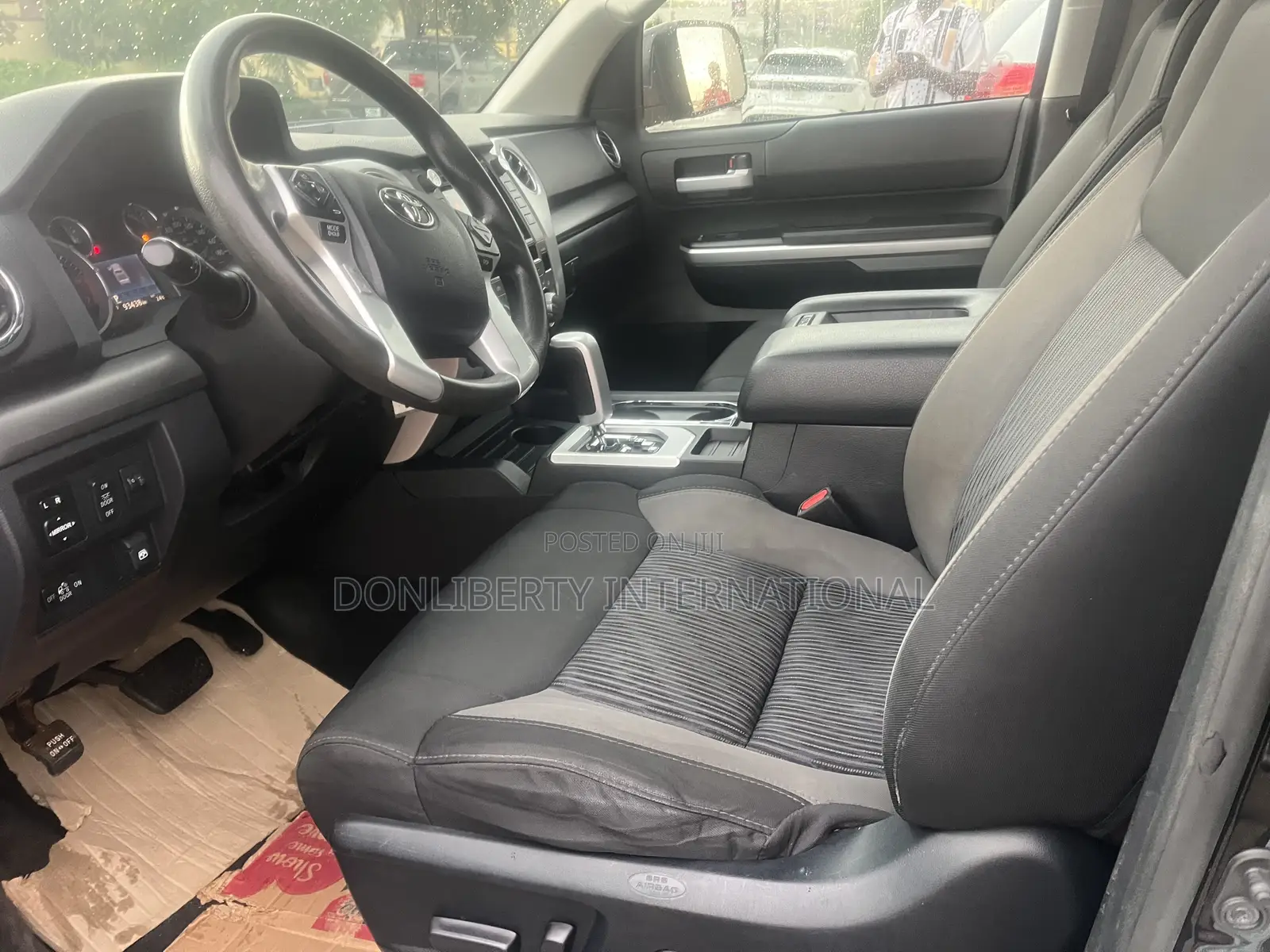 Toyota Tundra 2018 Black
