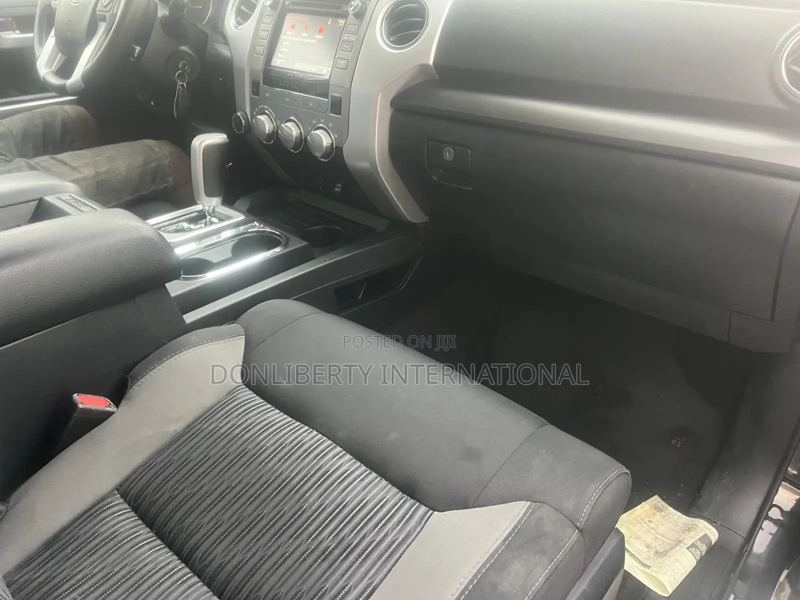 Toyota Tundra 2018 Black