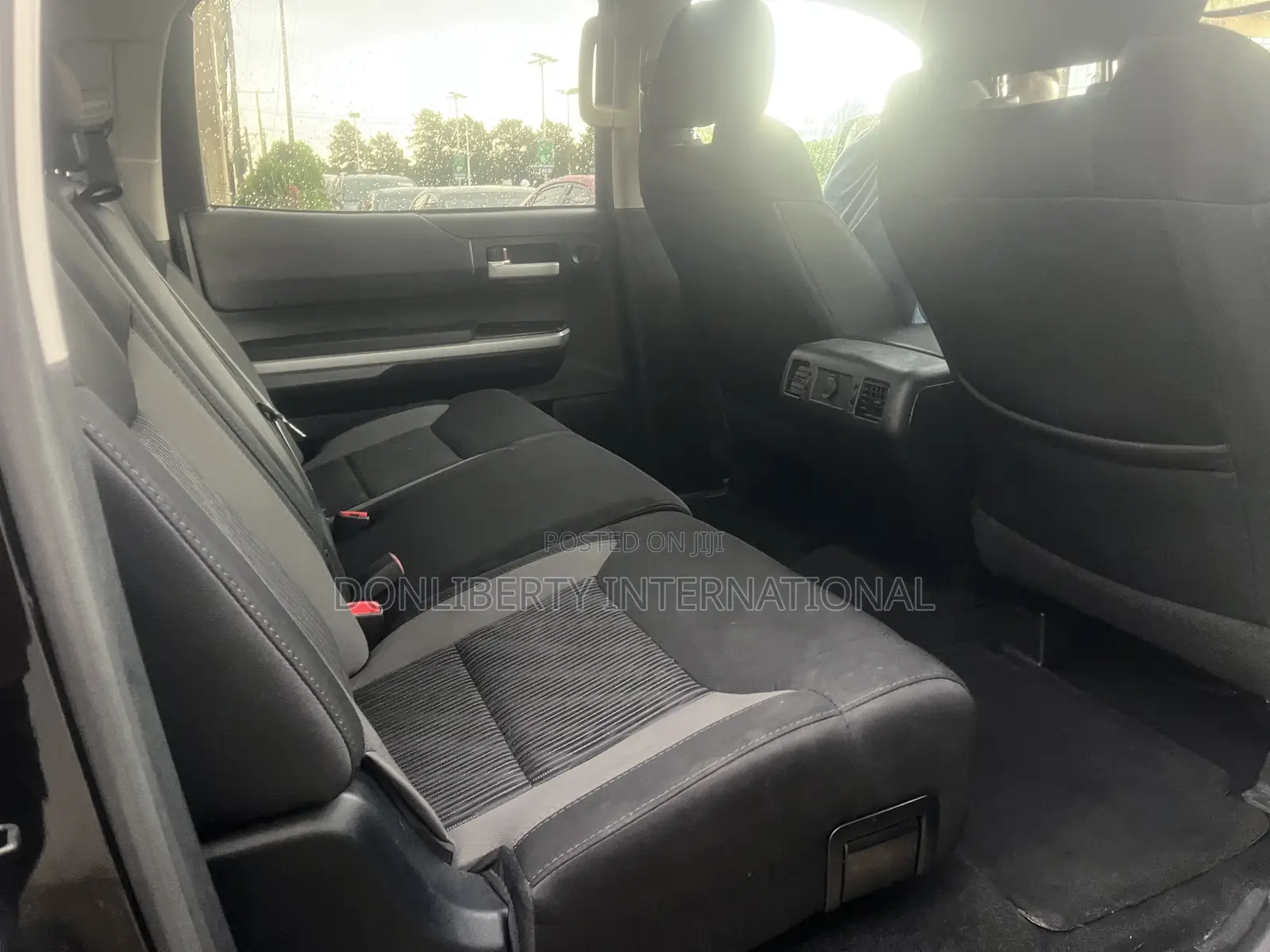 Toyota Tundra 2018 Black