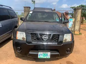 Nissan Pathfinder 2006 Black