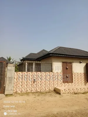 3bdrm Apartment in Obafemi-Owode for sale