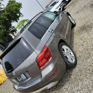 Mercedes-Benz GLK-Class 2015 Brown