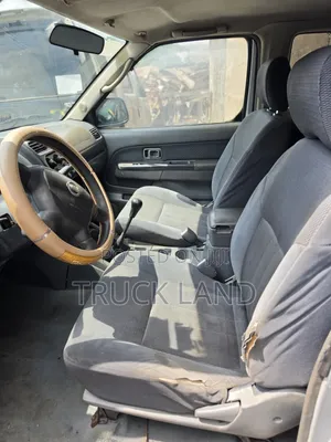 Nissan Frontier S 2022 Silver