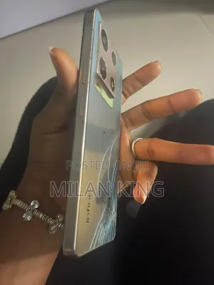 Infinix Note 30 Pro 256 GB Gold
