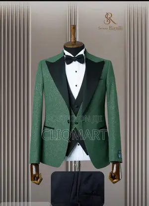 Emerald Green Sequin 3-Piece Tuxedo Suit – Black Satin Peak Lapel