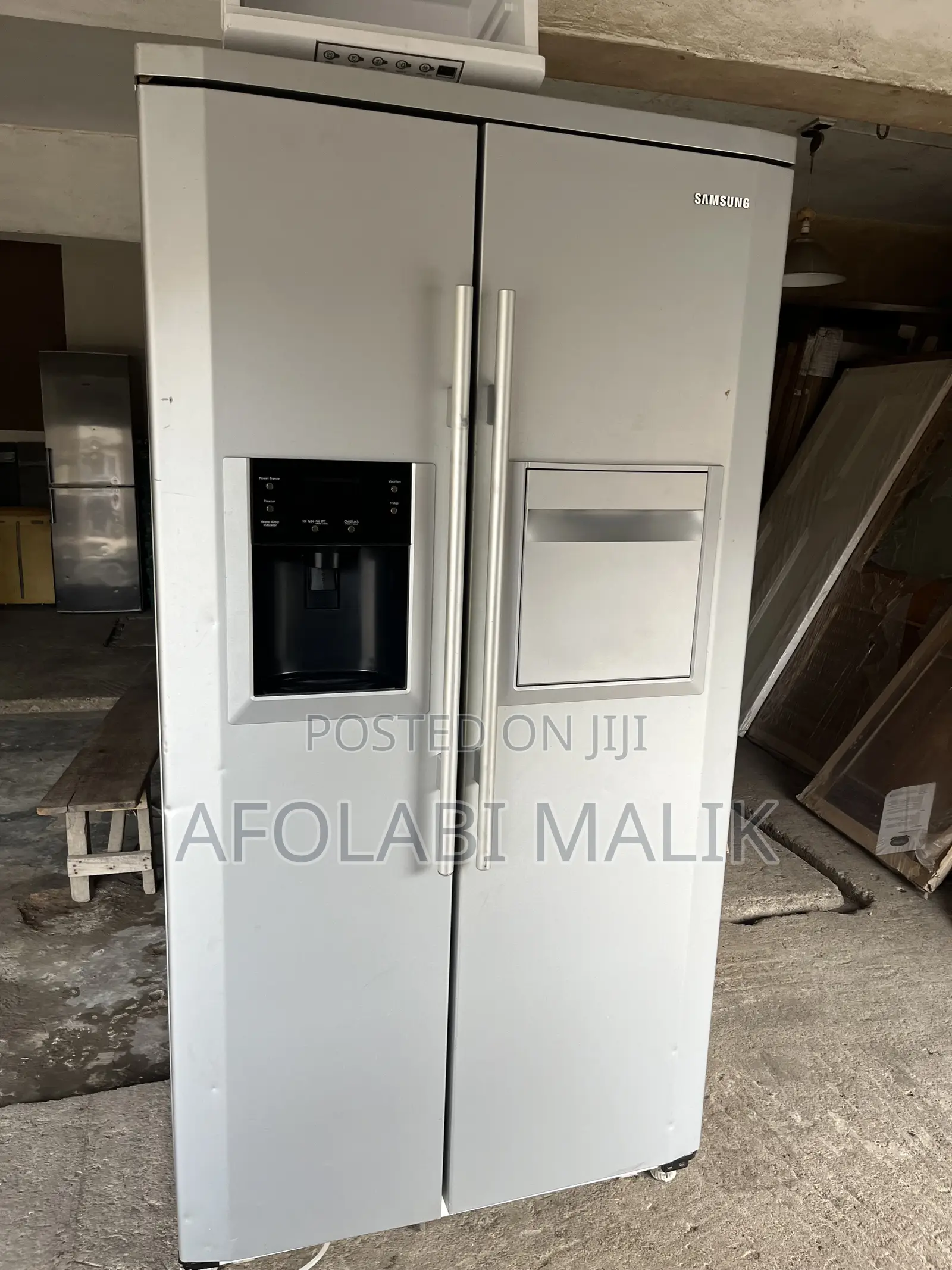 Side by Side Freezer (Samsung)
