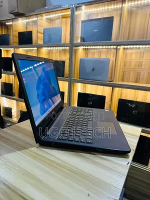 Laptop Dell Inspiron 15 3567 8GB Intel Core i5 SSD 256GB