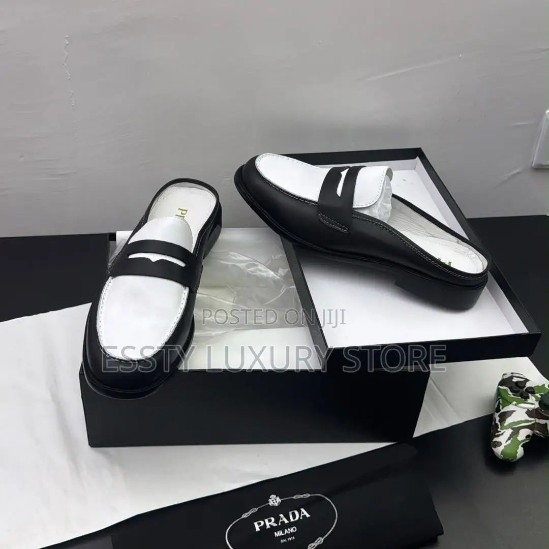 High Quality Luxury Prada Leather Mule