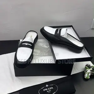 High Quality Luxury Prada Leather Mule
