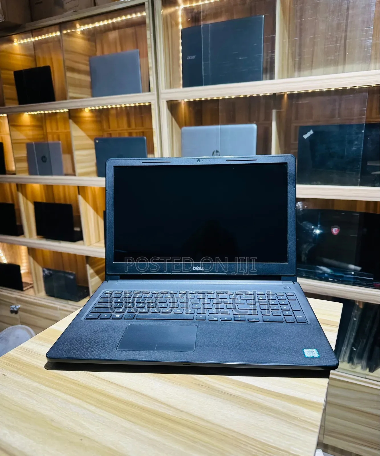 Laptop Dell Inspiron 15 3567 8GB Intel Core i5 SSD 256GB