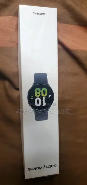 Samsung Galaxy Watch 5 44mm – Clean + Original Box & Charge. Badore ,