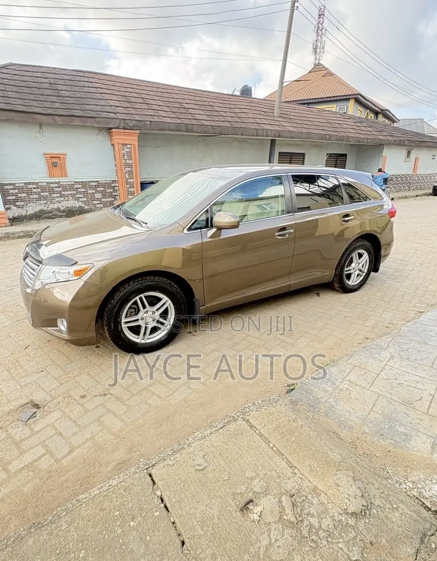 Toyota Venza 2011 Brown