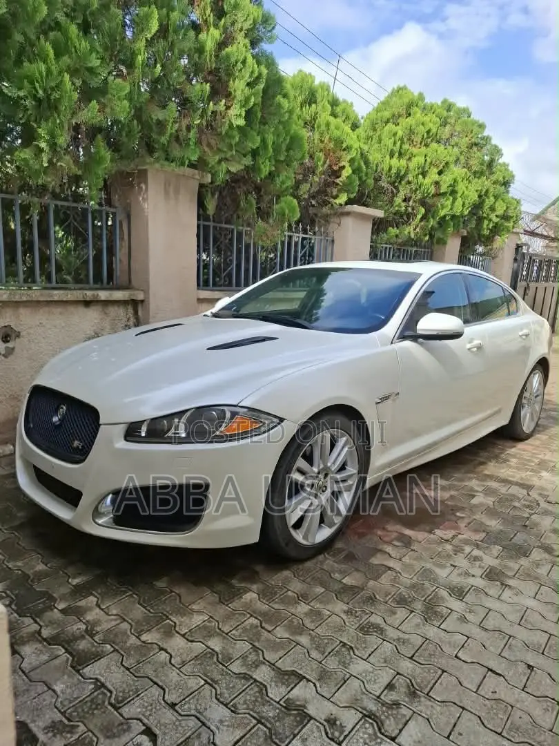 Jaguar XF R 2011 White