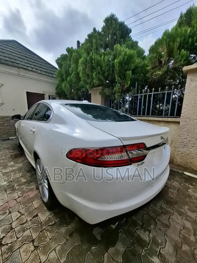Jaguar XF R 2011 White