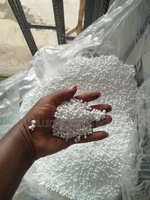 Styrofoam Balls (Polystyrene Beads)