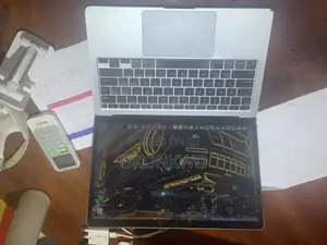Laptop Apple MacBook Pro 2012 8GB Intel Core i5 HDD 750GB