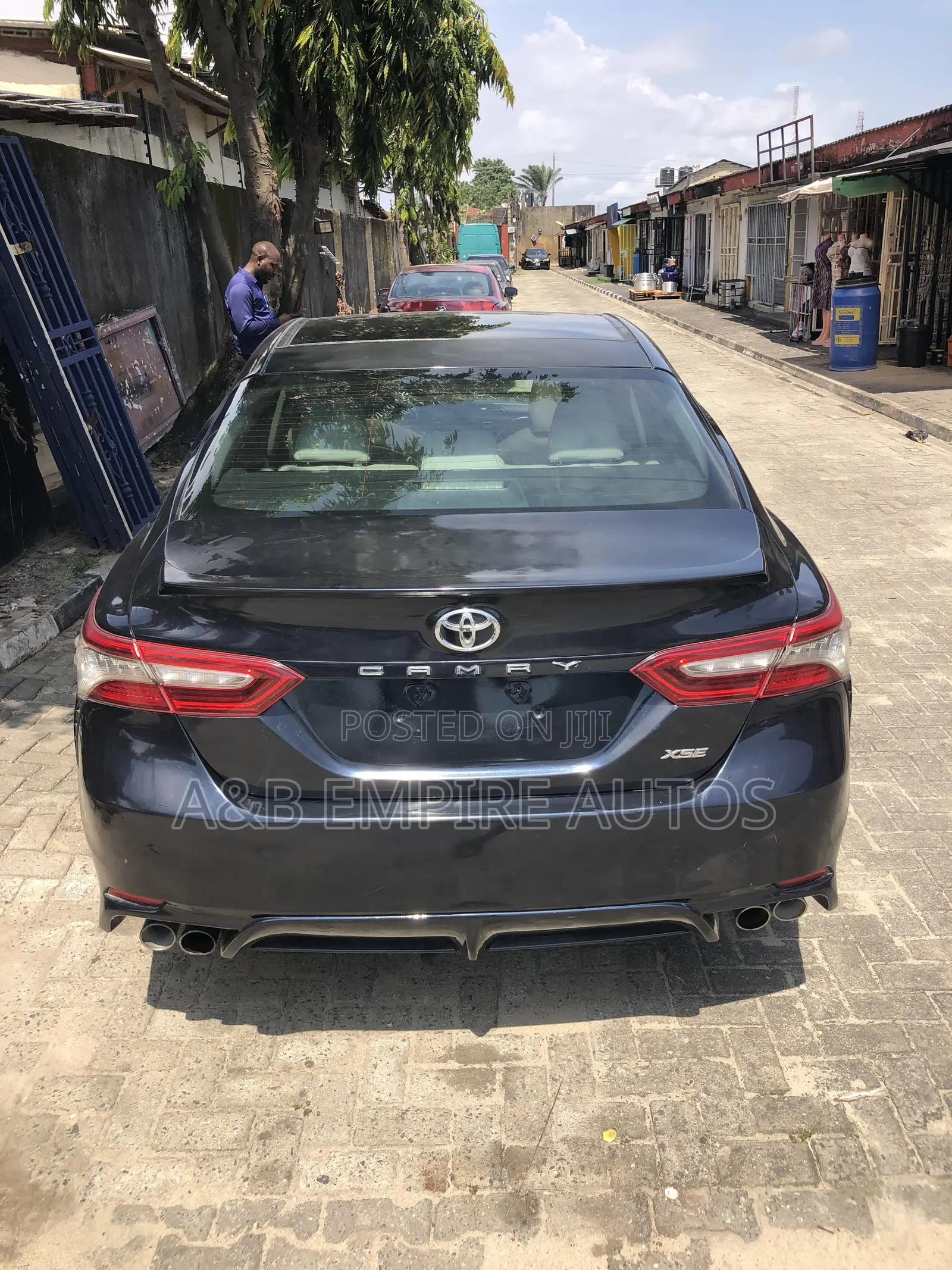 Toyota Camry 2019 Blue