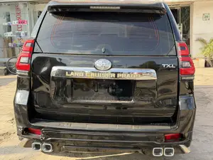 Toyota Land Cruiser Prado 2011 Black