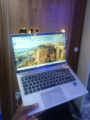 Laptop HP EliteBook 840 G8 16GB Intel Core i5 SSD 256GB