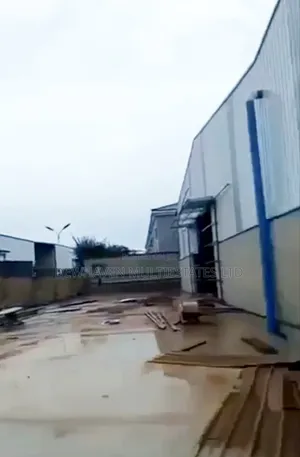 Industrial Warehouse Complex for Lease