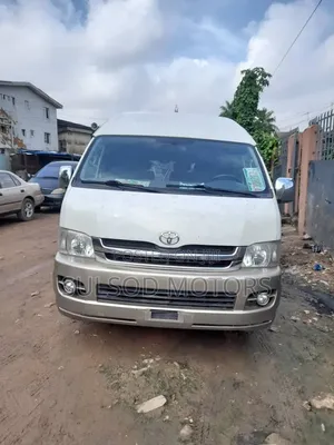 Toyota HiAce 2011 Grey