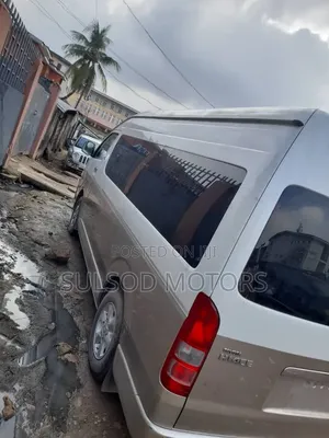 Toyota HiAce 2011 Grey