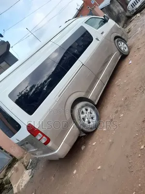 Toyota HiAce 2011 Grey