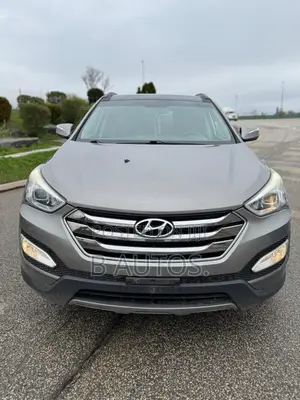 Hyundai Santa Fe Limited 4dr SUV AWD (3.3L 6cyl 6A) 2015 Silver