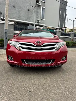 Toyota Venza LE 2015 Red