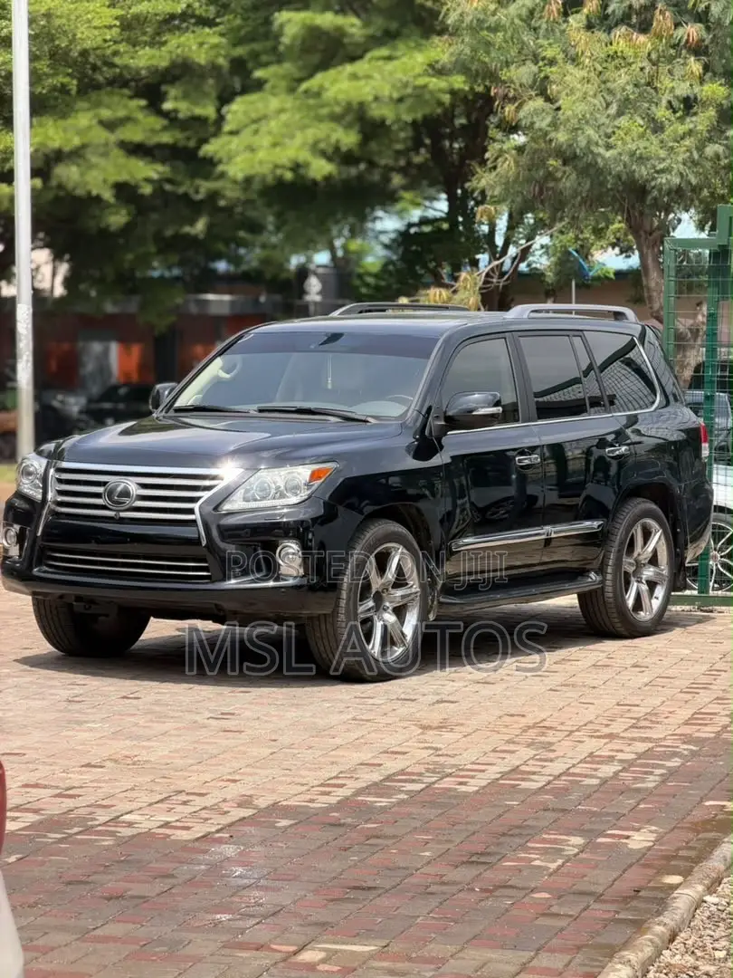 Lexus LX 570 2012 Black