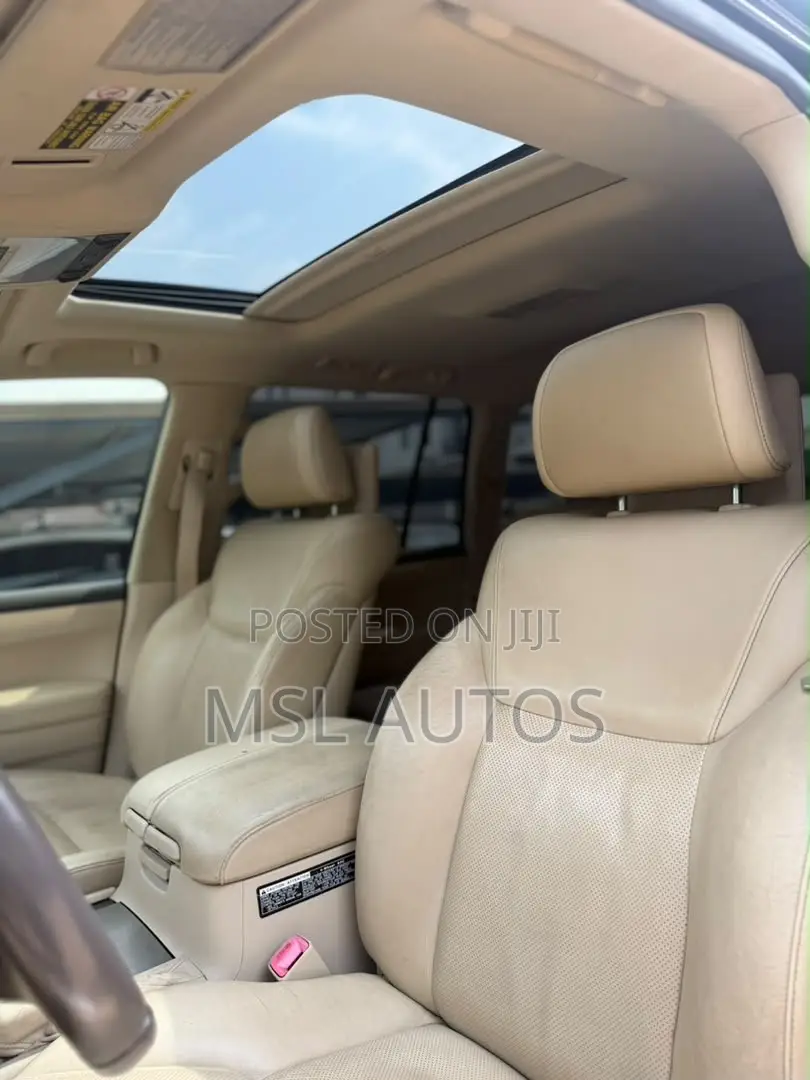 Lexus LX 570 2012 Black