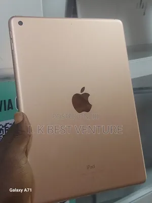 Apple iPad Wi-Fi 32 GB Gold