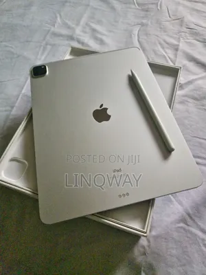 Apple iPad Pro 12.9 (2021) 256 GB Silver