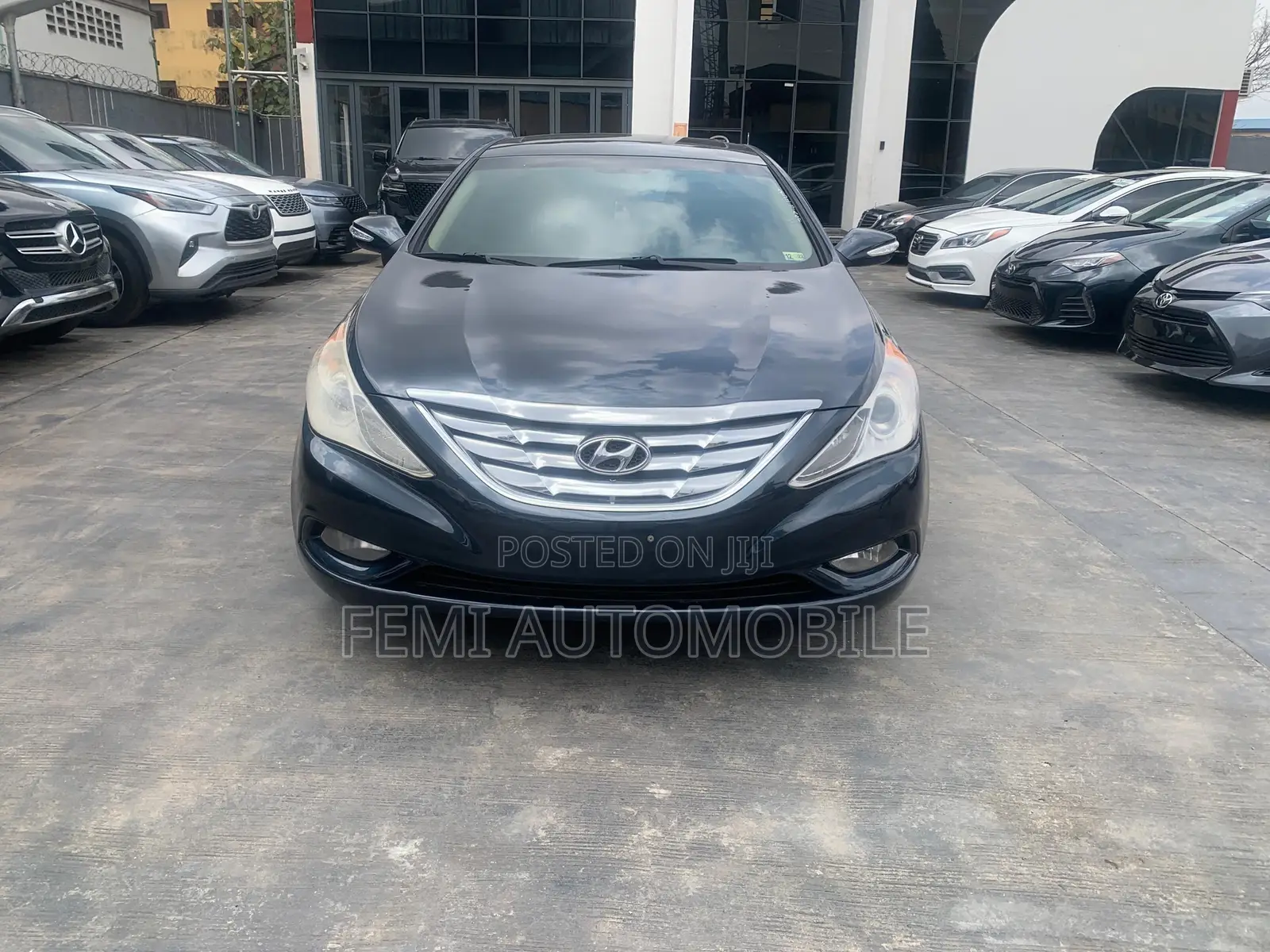 Hyundai Sonata 2011 Black