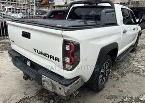 Toyota Tundra 2014 White