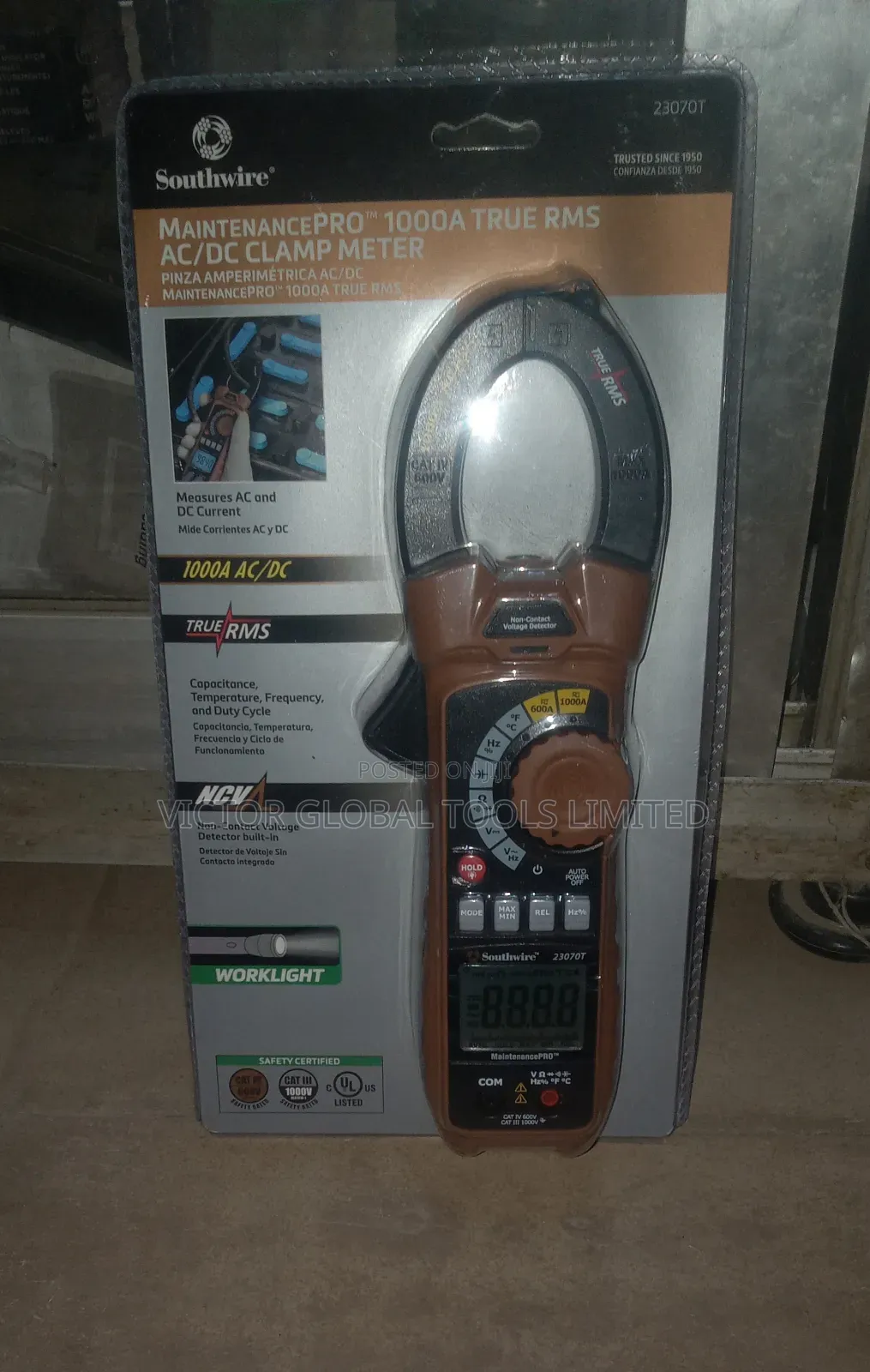 Southwire 23070T Digital Clampmeter