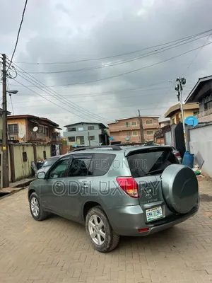 Toyota RAV4 2008 Green