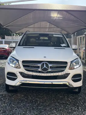 Mercedes-Benz GLE-Class GLE 350d 4MATIC 2017 White