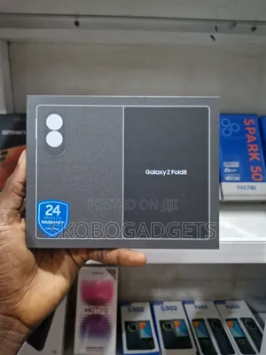 New Samsung Galaxy Z Fold8 256 GB Black
