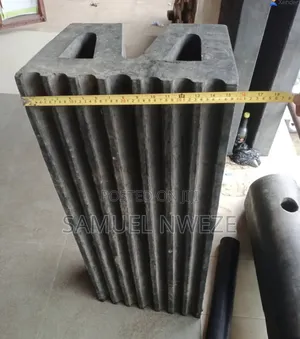 W-Type Marine Rubber Fender Different Sizes and Types Available