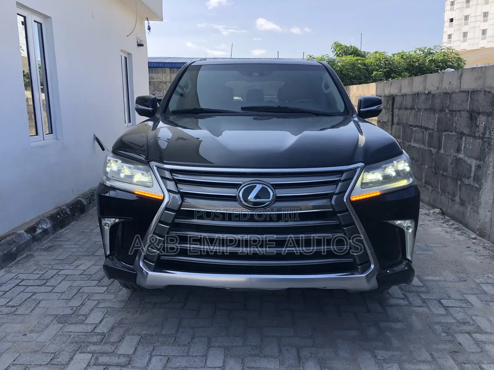 Lexus LX 2016 Black